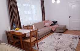 Apartament 3 camere, semidecomandat, 50 mp, zona Vivo 