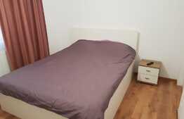 Apartament 3 camere, semidecomandat, 50 mp, zona Vivo 