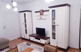 Apartament 3 camere, semidecomandat, 50 mp, zona Vivo 