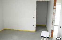 2 camere de vanzare, 52 mp utili, zona Campului, semifinisat, terasa, cu parcare