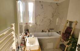 Apartament tip penthouse, 187 mp, parcare, zona Piata Engels