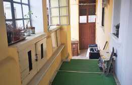 Apartament de 3 camere, garaj, zona Centrul Vechi, la 2 minute de Piața Unirii