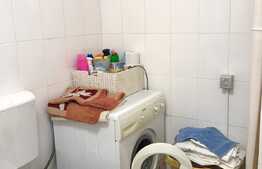 Apartament 2 camere, decomandat, 52 mp, balcon, zona BIG