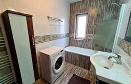 Apartament 3 camere, 65 mp, parcare, zona Florilor 