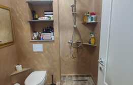 Apartament 3 camere, 66 mp, 2 bai, parcare, zona Terra