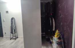 Apartament 3 camere, 66 mp, 2 bai, parcare, zona Terra