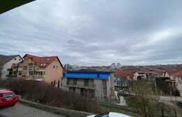 Apartament 3 camere, cu loc de parcare, zona strazii Campului