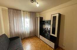 Apartament de 3 camere, decomandat, 64 mp, parcare, zona Tasnad