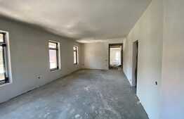 Spatiu nou, 280 mp, 4 parcari, terasa, zona Napolact