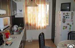 Vanzare 3 camere decomandate, 64 mp utili, boxa la subsol, zona Minerva!