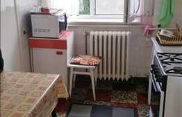 De vanzare apartament 3 camere, 64 mp, zona strazii Albac