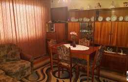 Vanzare apartament 2 camere, 46 mp, decomandat, zona Piata Marasti