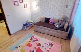 Apartament 3 camere, 61 mp, parcare, zona Terra