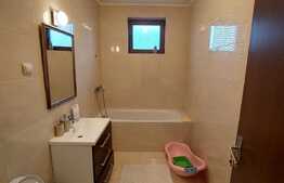 Apartament 3 camere, 61 mp, parcare, zona Terra