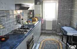 Vanzare 3 camere decomandate, 69 mp utili, imobil reabilitat termic, zona strazii Izlazului