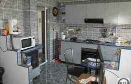 Vanzare 3 camere decomandate, 69 mp utili, imobil reabilitat termic, zona strazii Izlazului