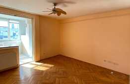 Garsonieră, 28 mp, balcon, zona Big 