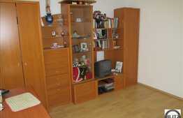 2 camere de vanzare, decomandat, 47 mp utili, zona Bucium, cu boxa si parcare