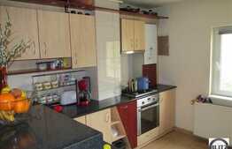 2 camere decomandate, 55 mp, garaj, boxa, imobil izolat, zona Plopilor!