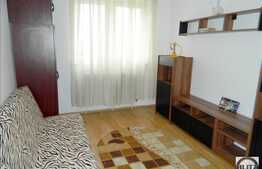 3 camere, decomandat, garaj, zona strazii Parang