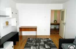 3 camere, decomandat, garaj, zona strazii Parang