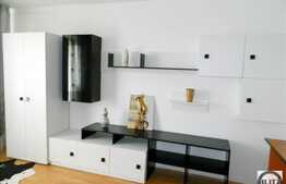 3 camere, decomandat, garaj, zona strazii Parang