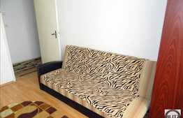 3 camere, decomandat, garaj, zona strazii Parang