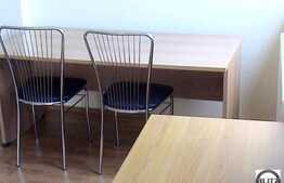 De inchiriat 2 camere + loc de parcare