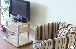 De inchiriat 2 camere + loc de parcare