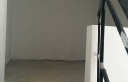 Apartament semifinisat, 3 camere, 50 mp utili, imobil nou, zona Alverna!