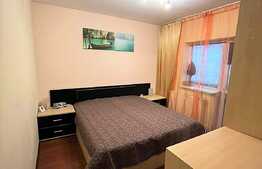 Apartament de 3 camere, decomandat, priveliște spre pădure, zona Răcădău