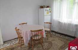 Apartament 4 camere, 130 mp utili, 2 balcoane, garaj si boxa, zona Hotel Napoca