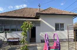 Casa cu 3camere, 467mp teren, Sânnicoară