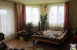 4 camere, 93 mp, decomandate, etaj intermediar, zona strazii Jupiter