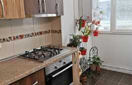 Apartament 4 camere, 70 mp, decomandat, parcare, zona Mehedinti