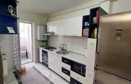 Apartament 3 camere de lux , 50 mp, parcare, zona Florilor