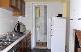 2 camere, 48 mp, mobilat modern, scara interioara, zona Piata Avram Iancu