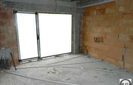 Vanzare apartament 3 camere, 78.38 mp la 2 minute de E60! Semifinisat!