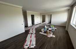 Apartament 3 camere de lux, 73 mp, 2 bai,  Zona Teilor!