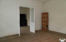 4 camere, 144 mp, gradina 428 mp, zona strazii Decebal