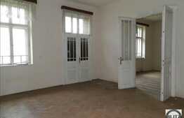 4 camere, 144 mp, gradina 428 mp, zona strazii Decebal