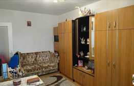 De vanzare garsoniera 28 mp, etaj intermediar, zona strazii Teleorman