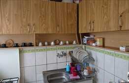 De vanzare garsoniera 28 mp, etaj intermediar, zona strazii Teleorman