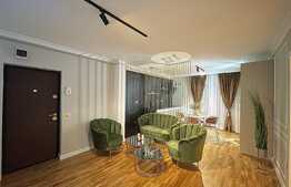 Ultra lux! Apartament 2 camere, balcon, parcare! Zona centrala