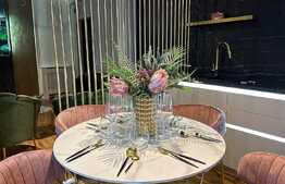 Ultra lux! Apartament 2 camere, balcon, parcare! Zona centrala