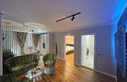 Ultra lux! Apartament 2 camere, balcon, parcare! Zona centrala