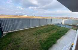 Apartament de 2 camere, 53 mp, decomandat, gradina proprie, zona Bartolomeu 