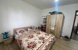 Apartament de 2 camere, 53 mp, decomandat, gradina proprie, zona Bartolomeu 