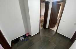 Apartament de 2 camere, 53 mp, decomandat, gradina proprie, zona Bartolomeu 