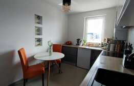 Apartament de 2 camere, decomandat, 62 mp, zona Tractorul 